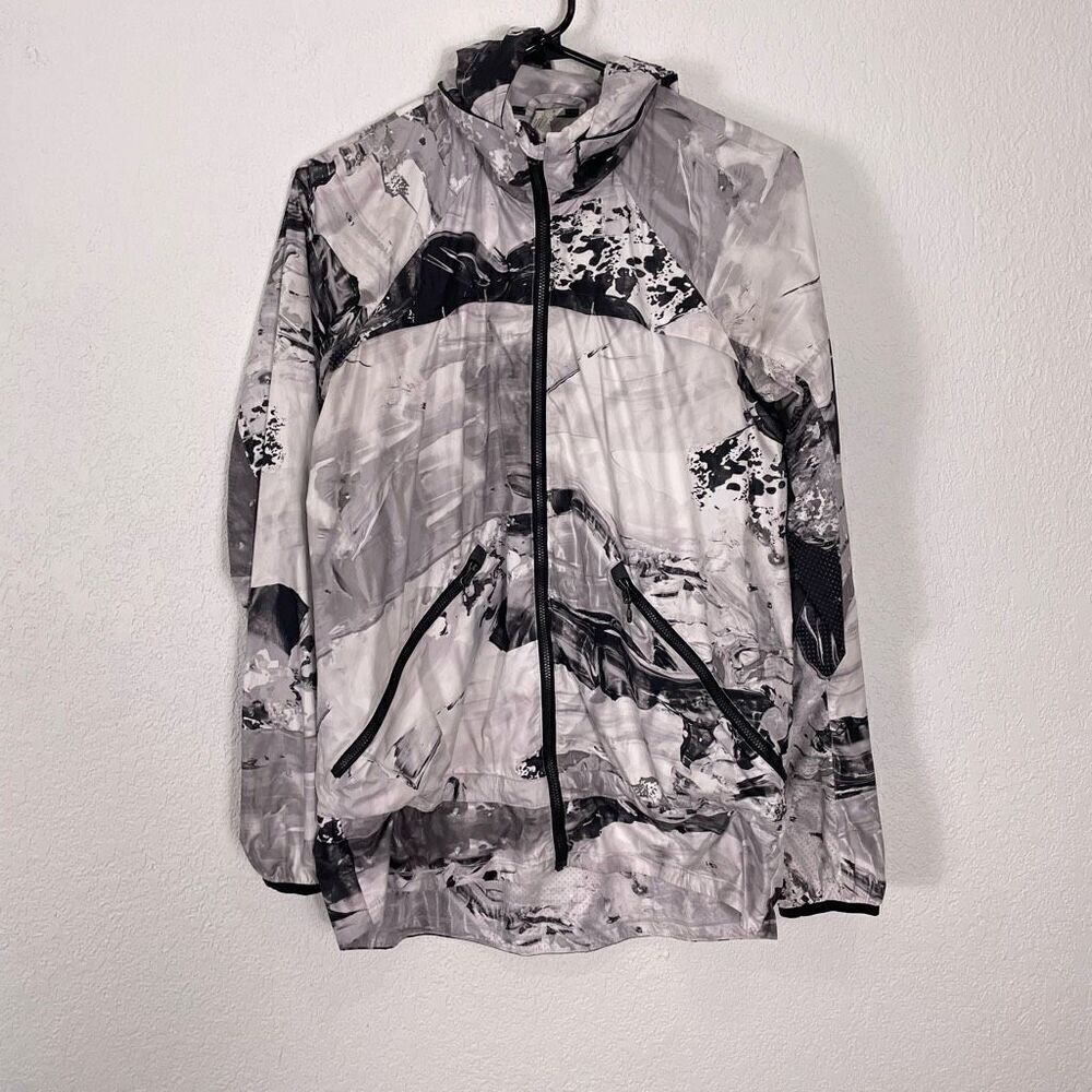 Lululemon White with Black & Grey Abstract Patterned Hooded Windbreaker Jacket